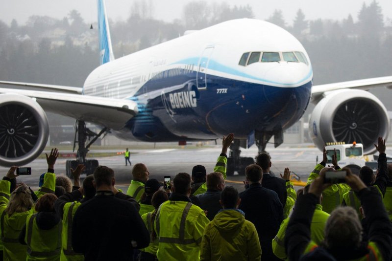 Широкофюзеляжный самолет Boeing 777x