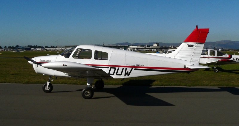 Piper pa-28-140 Cherokee
