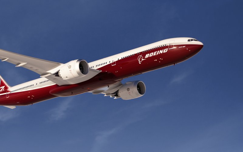 Boeing 777 Red Air