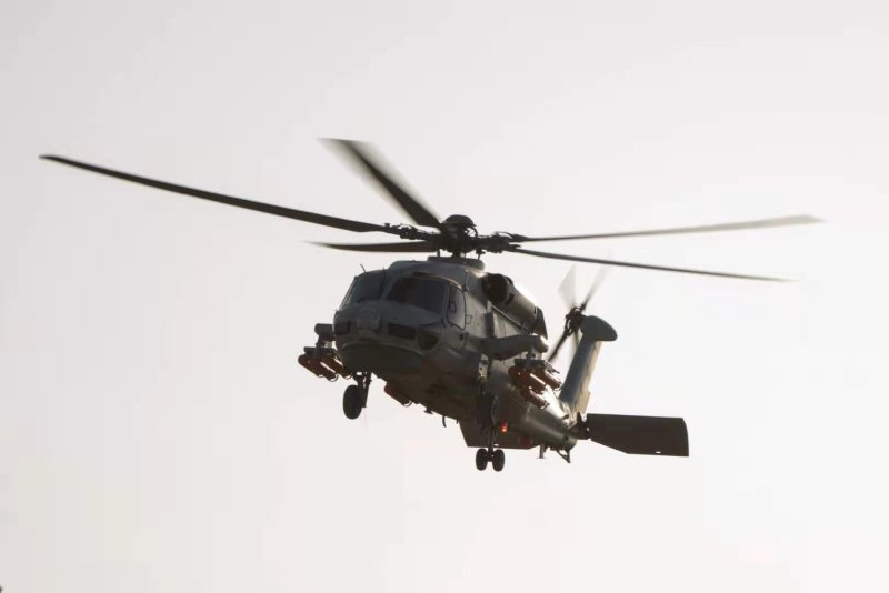 Китайский вертолет z-20