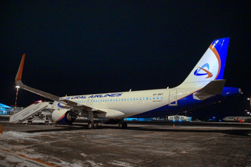 Airbus a320 Уральские авиалинии