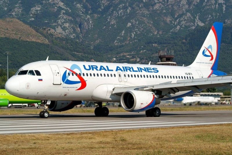 Airbus a320 Уральские авиалинии