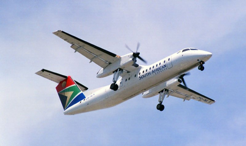 Размах крыла DHC-8-400