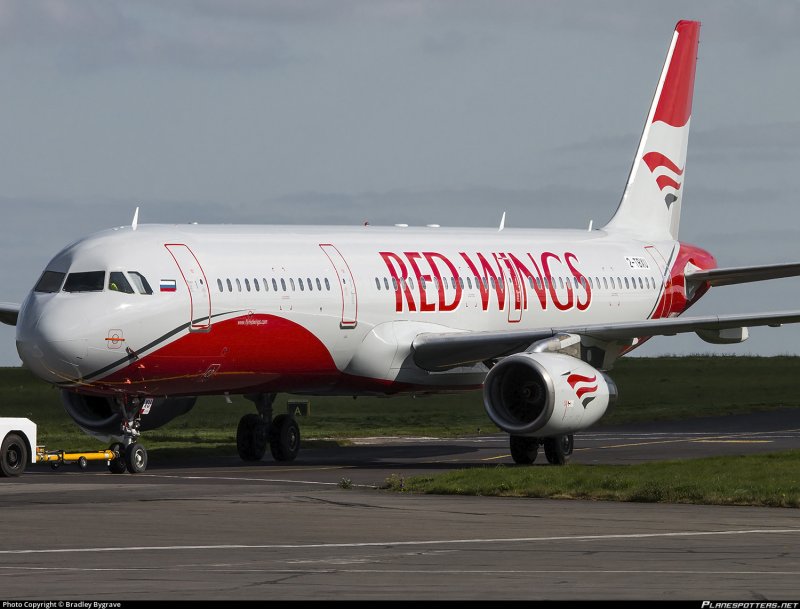 Airbus a321 Red Wings