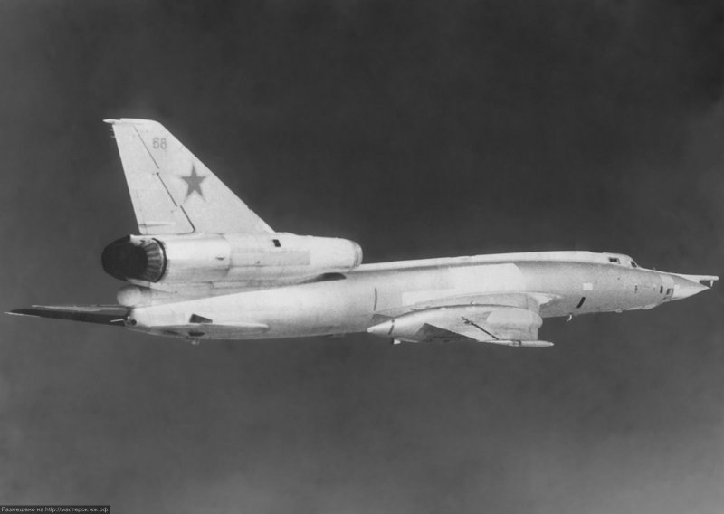 Самолет ту 22