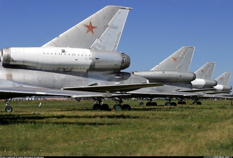 Ту 22