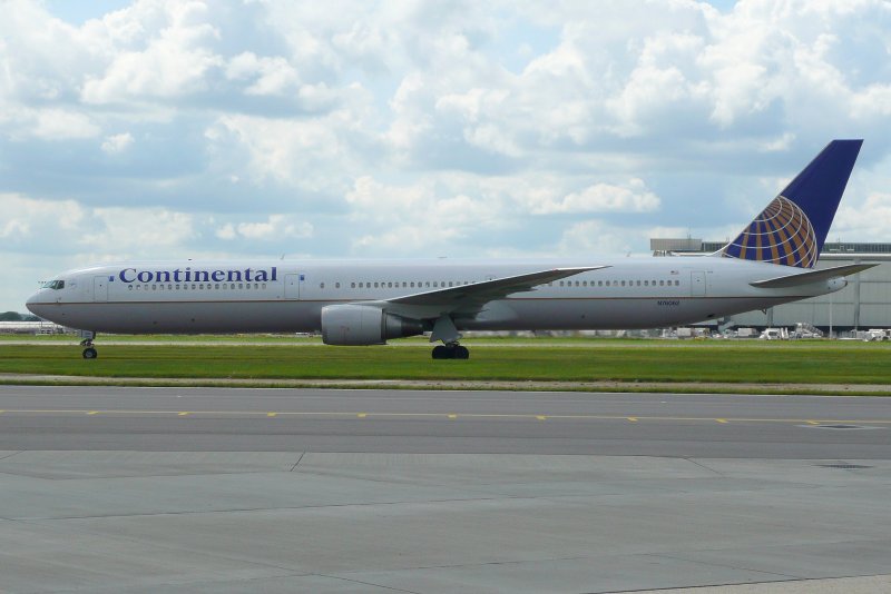Boeing 767-400