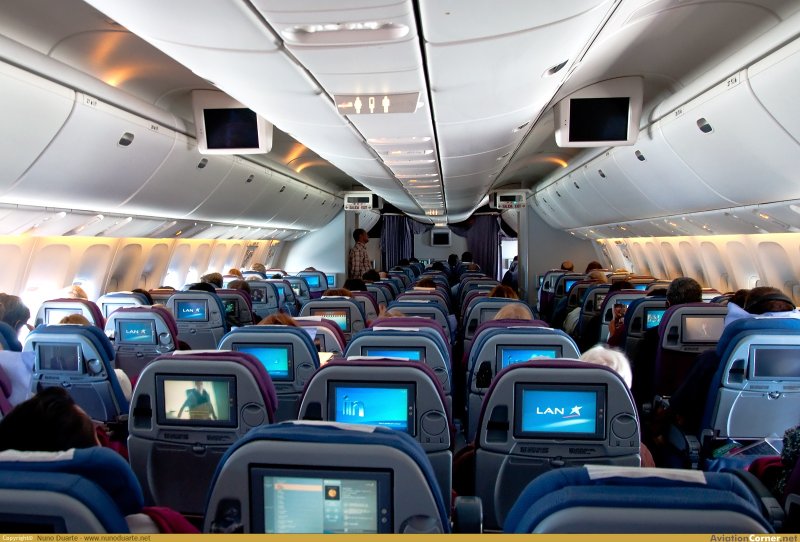 Boeing 767-300 салон