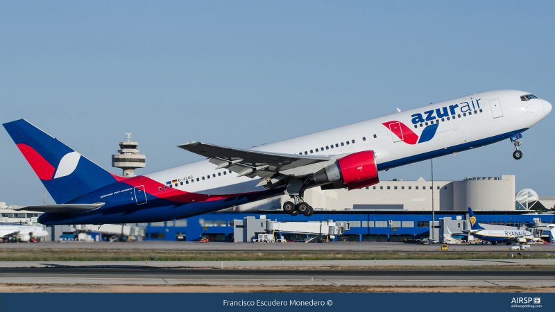 Боинг 767-300 Azur Air