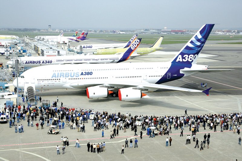 Самолет а 880 Аэробус