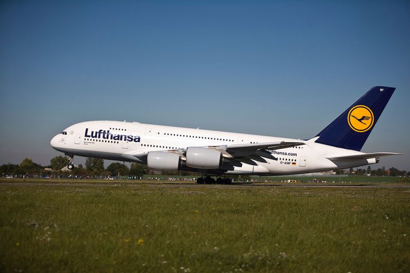 Самолёт Airbus a380