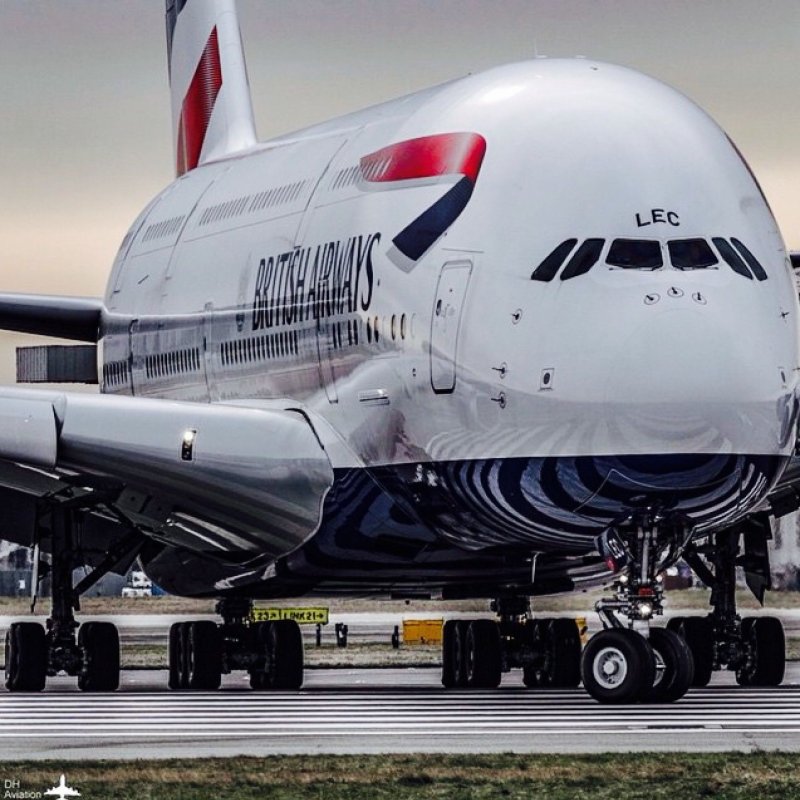Самолёт Airbus a380