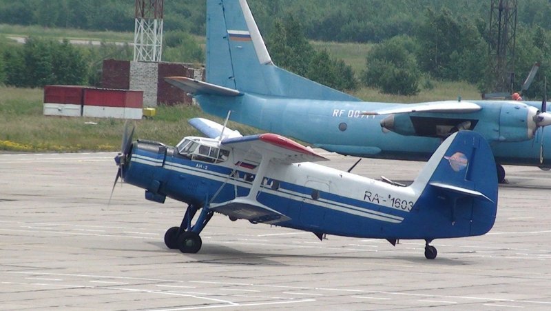 АН-2 ra-33403