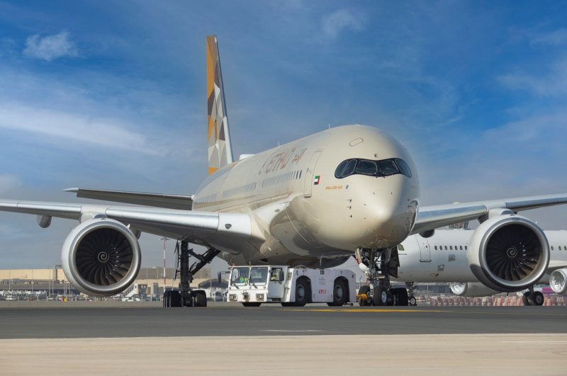 Etihad Airways Airbus a350-1000
