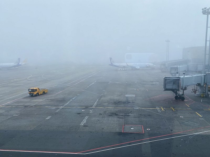 Туман в аэропорту