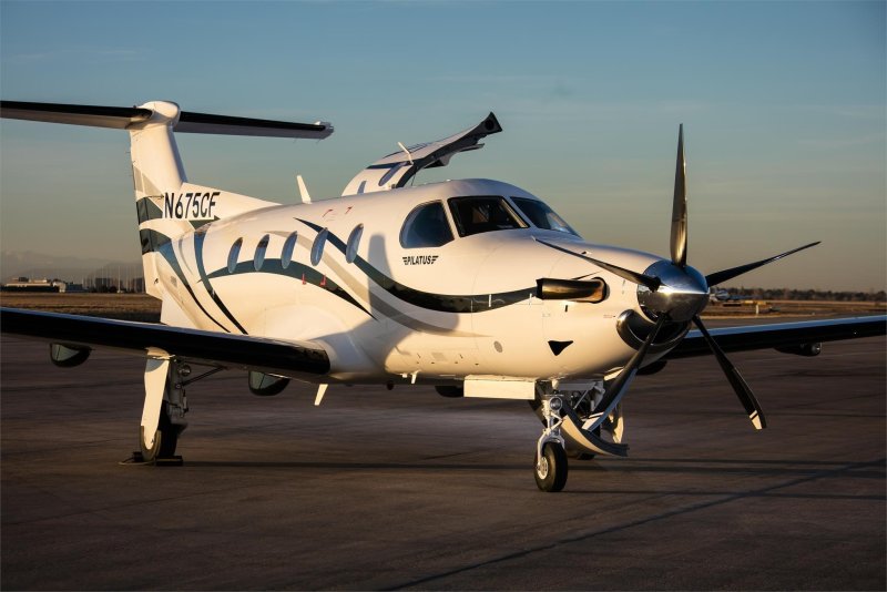 Beechcraft Baron самолет