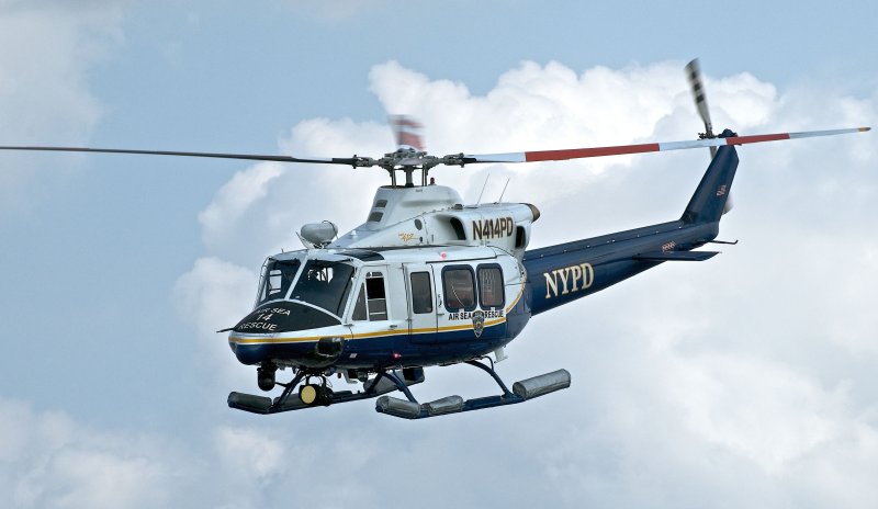 Bell 412 вертолет