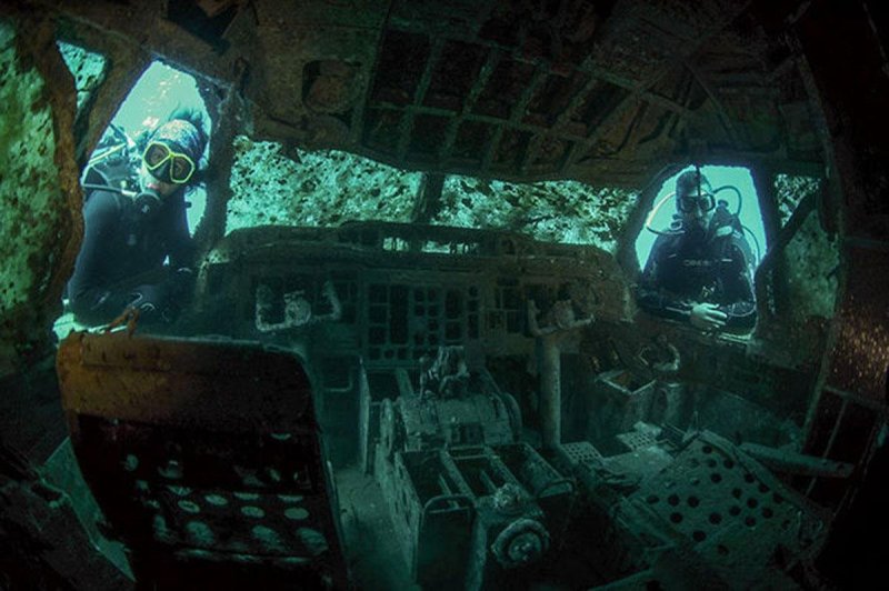 Затонувший Airbus а300