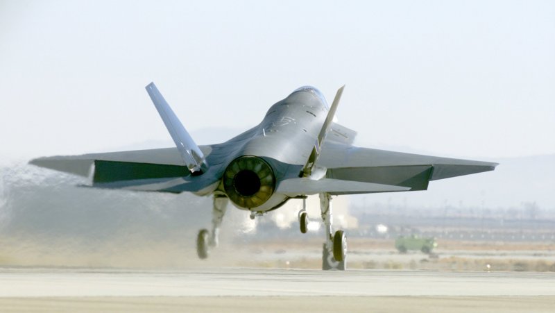 Истребитель x-35