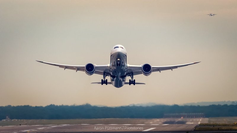 Боинг 777 Дримлайнер HD