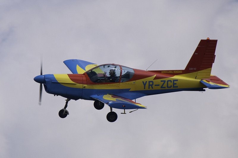 Полеты на zlin142