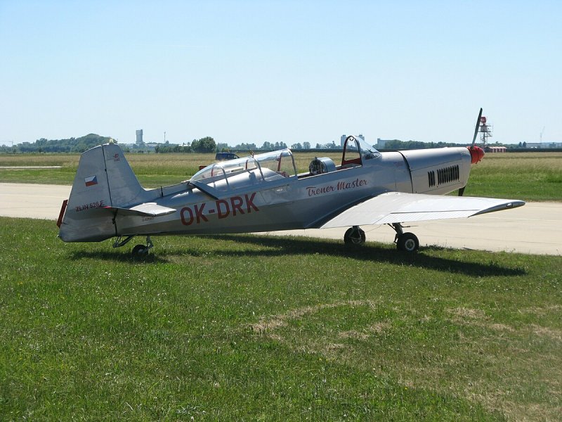 Zlin z-526