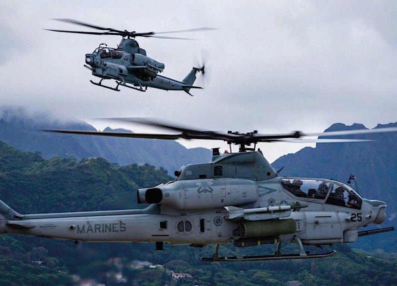 Вертолет Ah-1z «Вайпер»