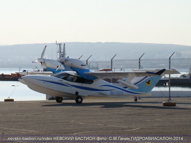 Одномоторная л-42