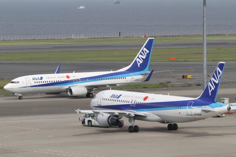 Боинг 737 Ana