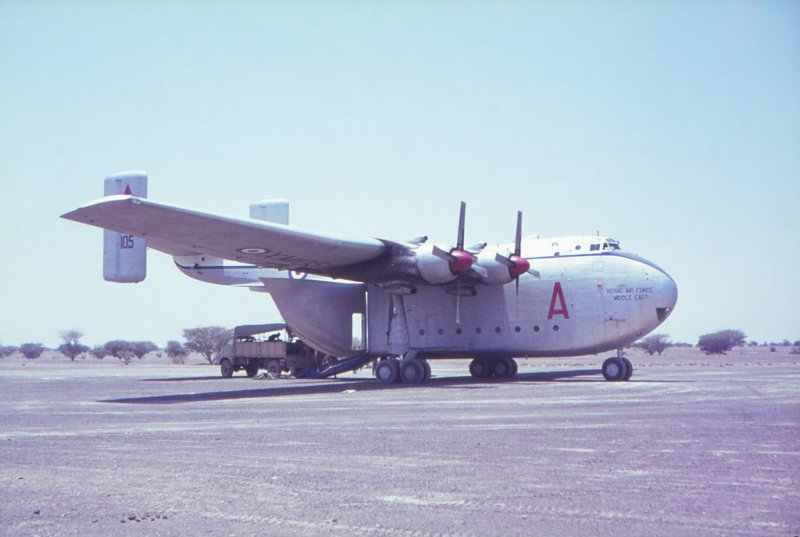 Blackburn b-101 Beverley