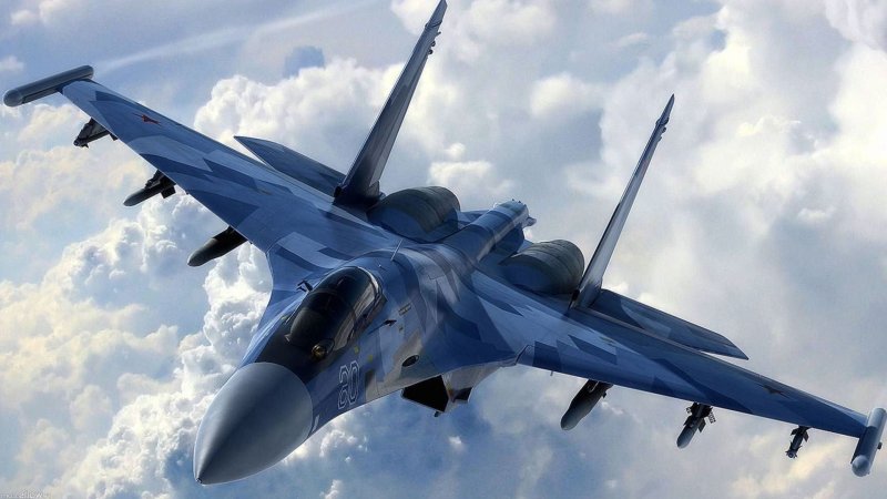 Истребитель Су-35