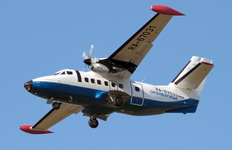 Л-410 самолет Оренбуржье