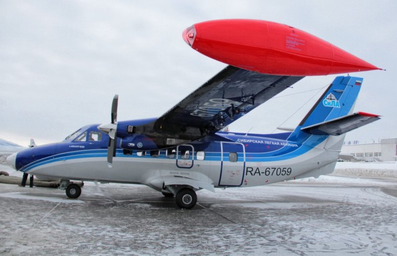 АН-28 L-410