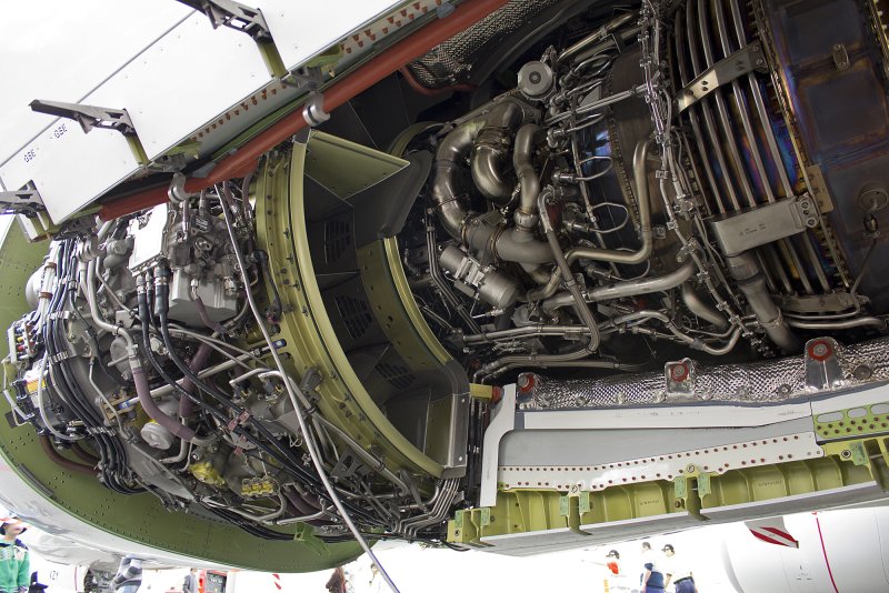 Двигатель самолёта Boeing 737