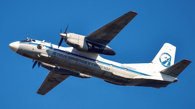 АН-30 самолёт