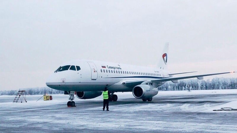 Аэропорт Череповец сухой Суперджет 100 Северсталь авиапредприятие