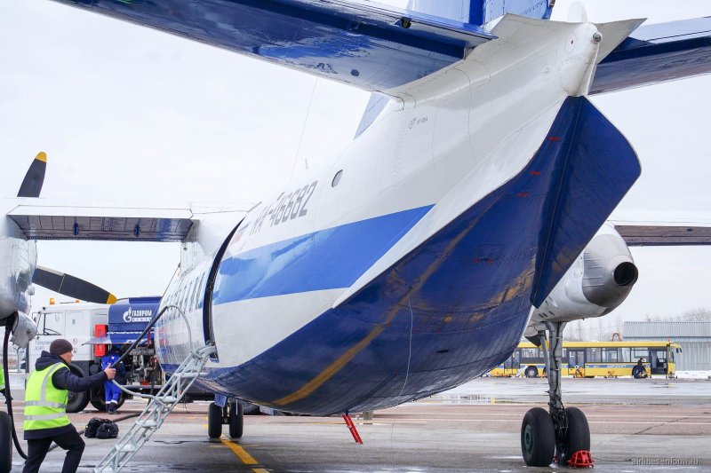 АН-24 КРАСАВИА