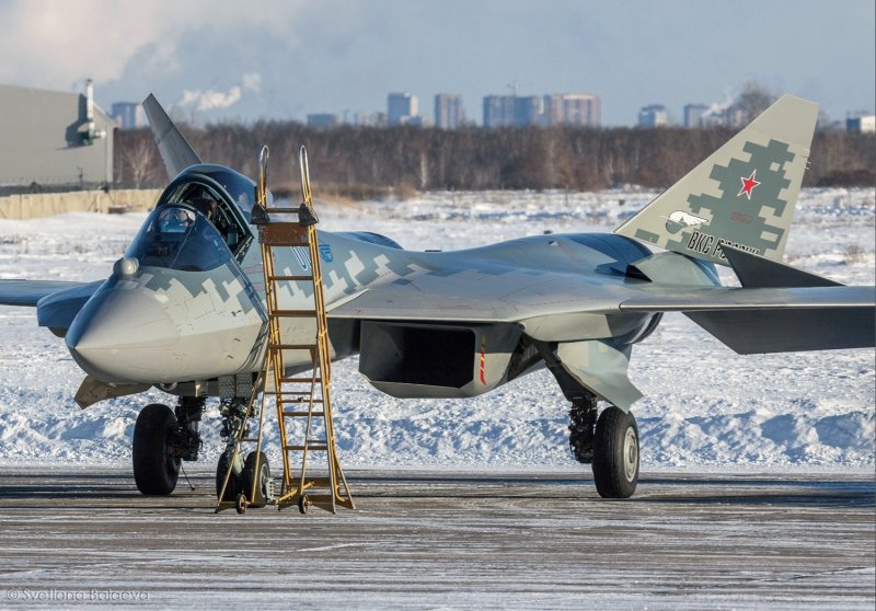 Су-57 двухдвигательный реактивный самолёт
