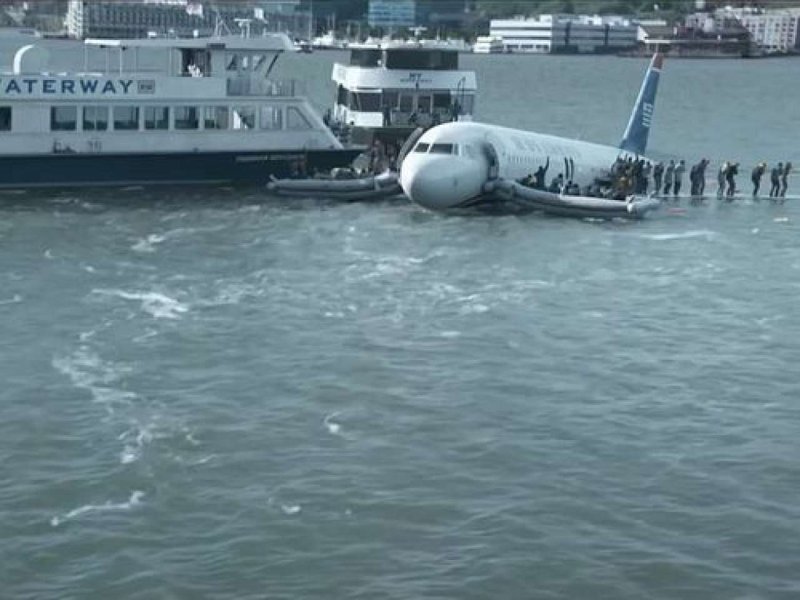 Самолёт а320 на Гудзоне