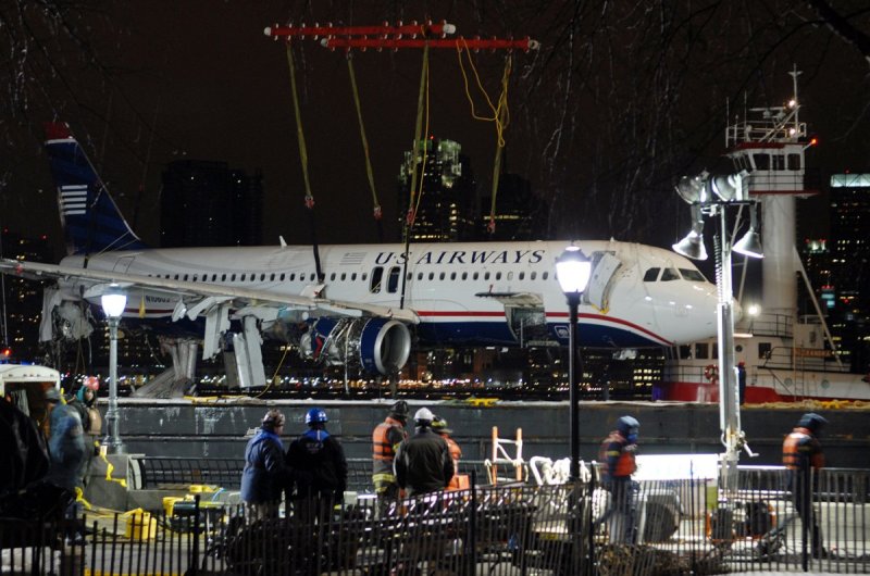 Самолёт а320 на Гудзоне