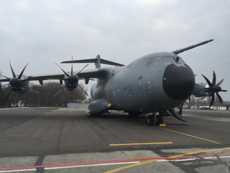 Британский самолет a400m