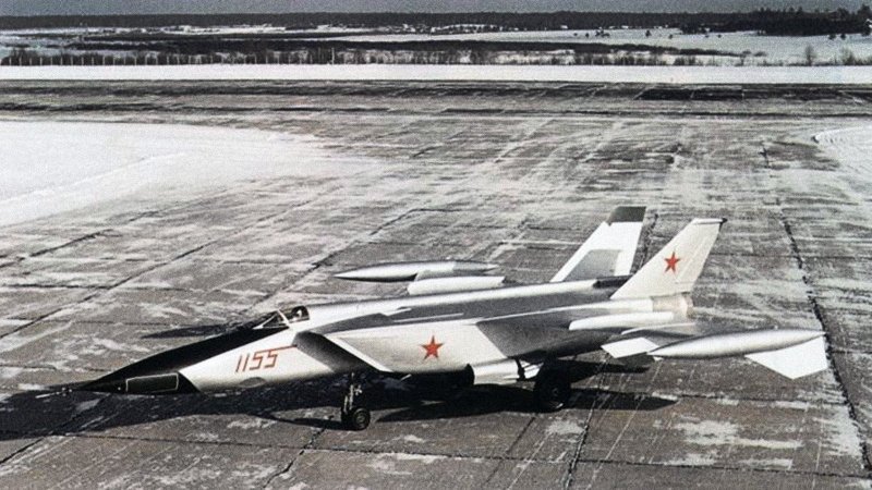 Е-266 самолет