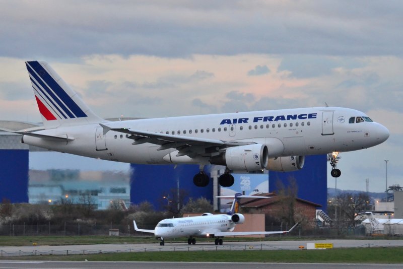 Airbus a319-100