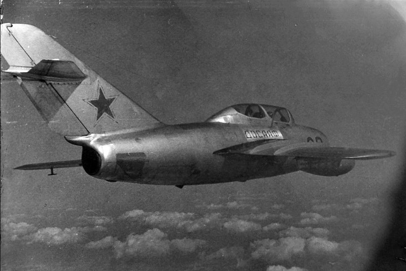Истребитель миг-15ути Гагарин