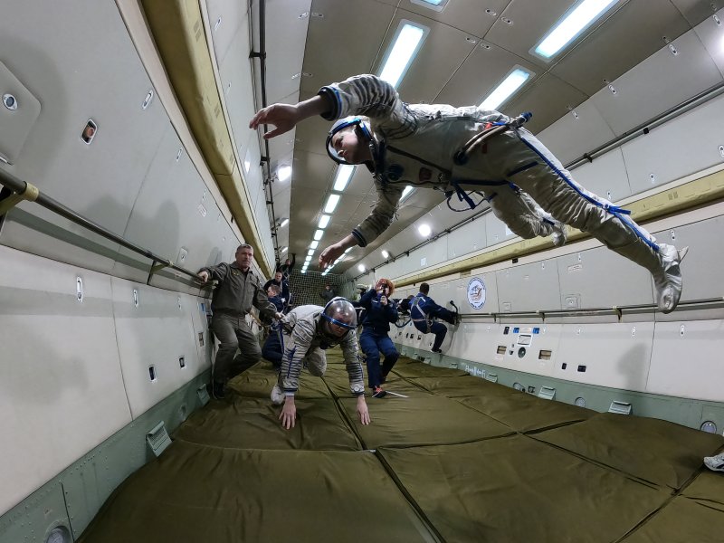 Тренировки Космонавтов в ил-76