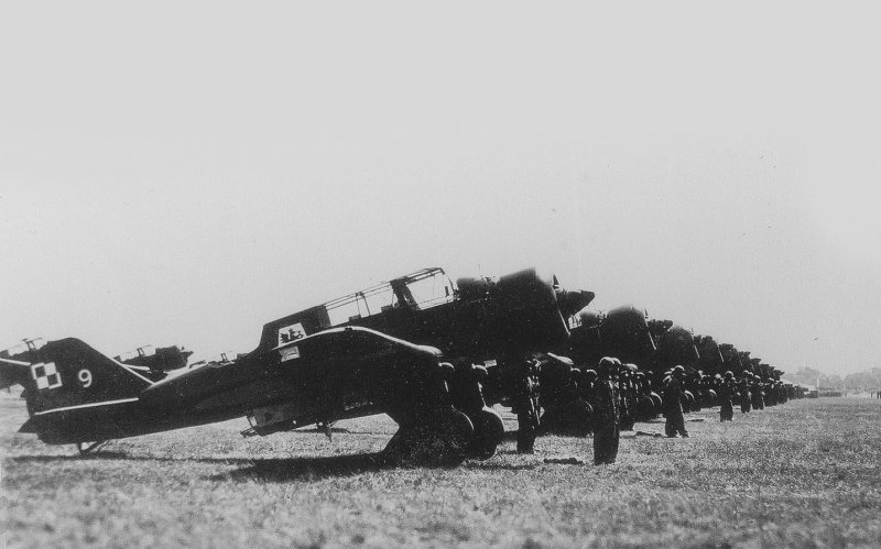 PZL P.23