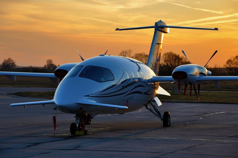 Самолёт Piaggio p.180 Avanti