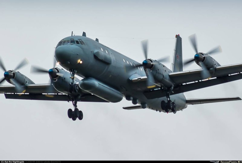Самолет радиоэлектронной разведки ил-20