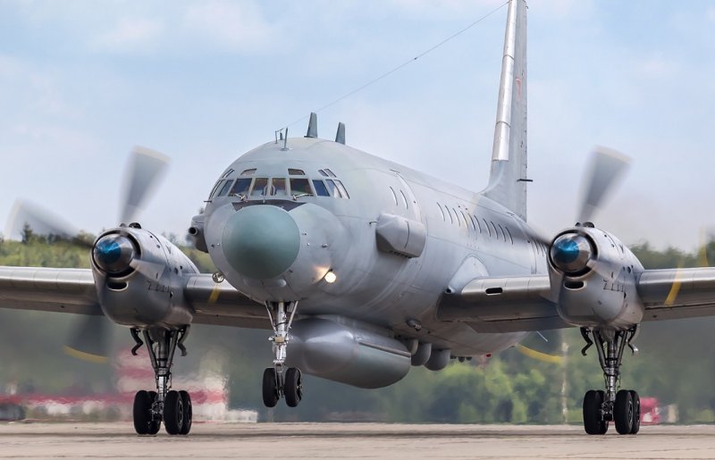 Самолет радиоэлектронной разведки ил-20
