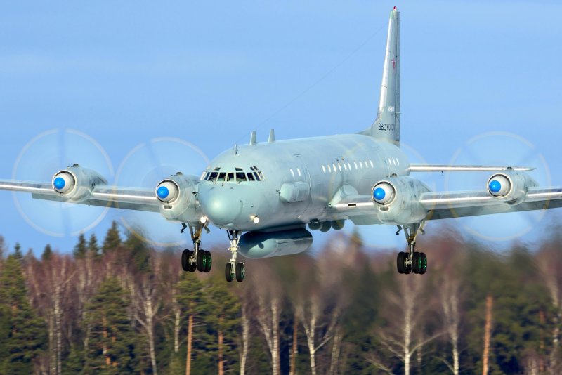 Ил 18 морская разведка